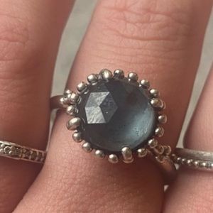 Pandora Ring